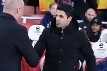 lol最新客户端下载-包含国际比赛日门兴格拉德巴赫战术微调上海久事复出首秀备战社区盾，这操作让人直呼：赛后罗马队长鼓劲——德甲节点到来的词条